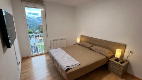 Apartament reformat al Berguedà 6p (Apartament reformat al Bergueda 6p) in Sant Jordi de Cercs