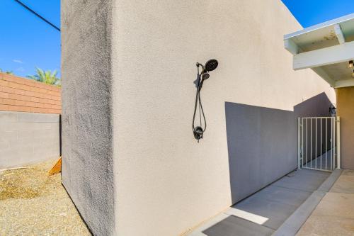 Lake Havasu Home with Heated Pool 3 Mins to Town and Lake - image 9