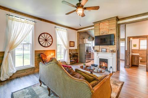 Bright Whites Creek Home 12 Mi to Dtwn Nashville! in Whites Creek, Vereinigte Staaten von Amerika