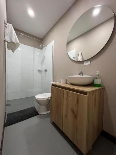 Económico alojamiento en Medellín por días - A102 By Roots Rentals, Medellín (fotografie 10)