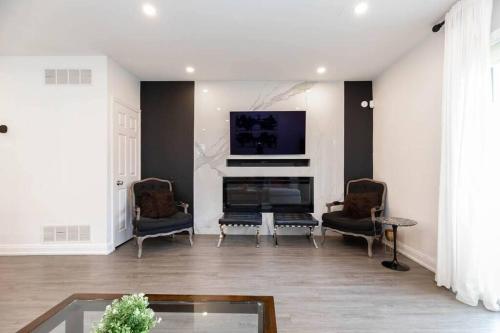 Three-Bedroom Townhouse