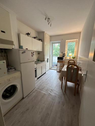 Private rooms in shared apartment, Hamburg (photo 3)