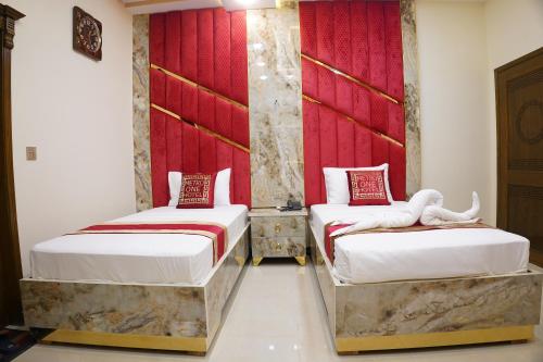 Metro One Hotel - image 13