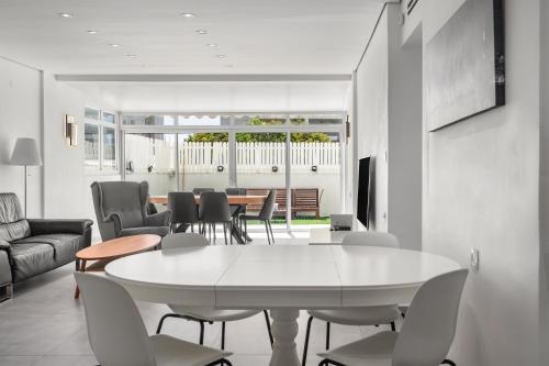 Ashdod Skyview modern 3bdr apartment by torohome in Ashdod