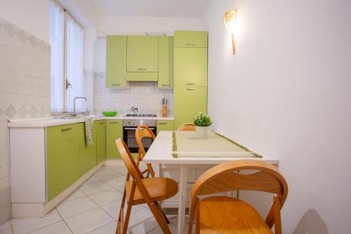 Perfetto per Famiglie Appartamento Accogliente e Spazioso a 15 min dalla Metro, Rzym (zdjęcie 10)