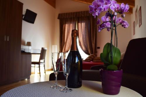 Instalaciones, Hotel C25 in Ponzano Veneto