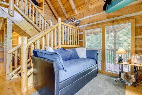 Cabin with Community Perks Half-Mi to Ober Mountain in Gatlinburg, USA