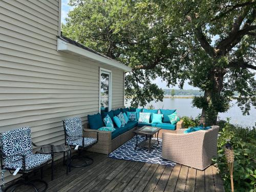 Exterior view, Over 200' of Shoreline on Foot Lake!! Great Fishing Year Round! in Willmar (MN)