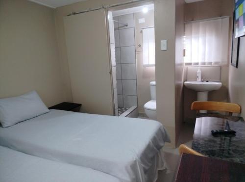 Lotus Guest House 1 Room Type - Twin Room with Private Bathroom