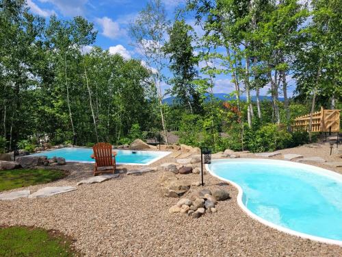 周邊環境, Le Relais des Hautes Gorges in 聖艾美德拉克 (QC)