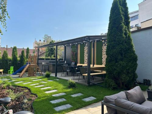 LEO Apartment FREE PARKING - President Palace, Bratislava