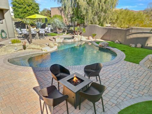 The Debonair Derby by PaseoHomesAZ with Heated Pool - image 5