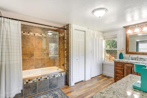 Rexburg Escape with Fenced Yard and Covered Patio! Rexburg Escape with Fenced Yard and Covered Patio!