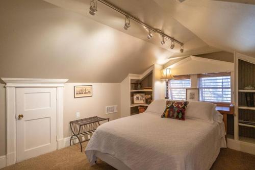 Southern Elegance in Heart of Memphis in Memphis, USA