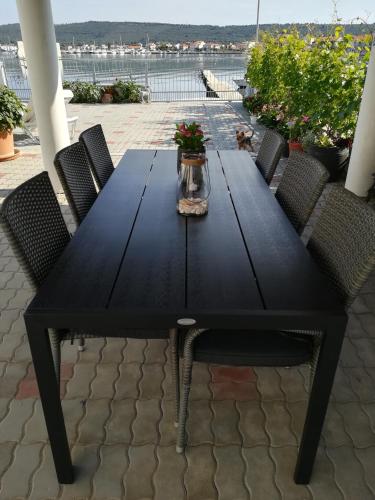 Apartments by the sea Sukosan Zadar - 5819 - image 5