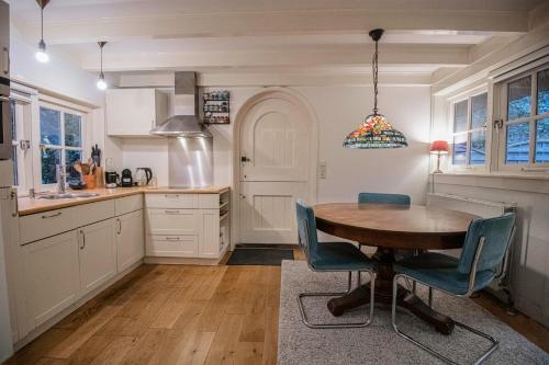 ห้องครัว, Natuurhuis in het Gooi in นาร์เดน