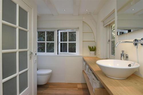 ห้องน้ำ, Natuurhuis in het Gooi in นาร์เดน