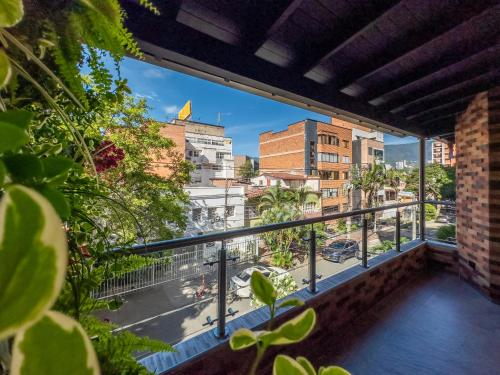 Modern Central Apt Laureles Medellin With 3 ACs, Medellín (photo 3)