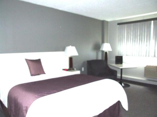 Lakeland Inn Hotel