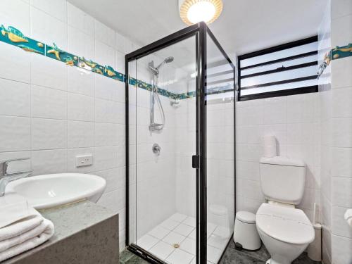 Mooloomba Two by Discover Stradbroke Mooloomba Two by Discover Stradbroke