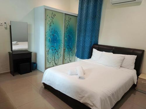Melaka Beachfront Villa with Pool Melaka Beachfront Villa with Pool