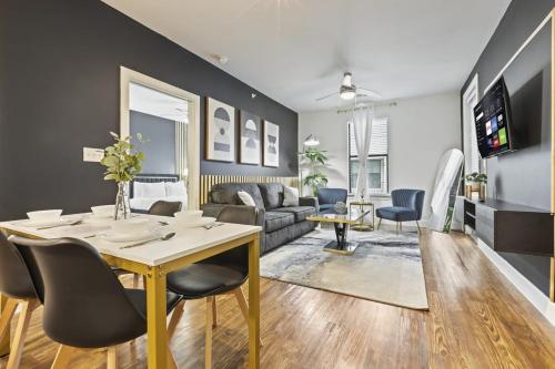 2B near Frisco Stonebriar w Gym and Pool 2462 in Frisco, USA