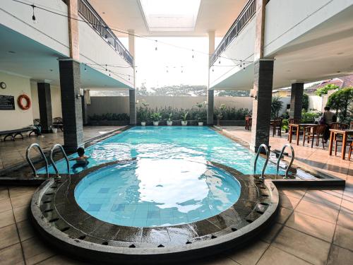 Hotel Grande Lampung near Centre commercial Chandra