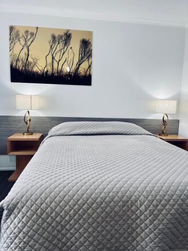 . Heemskirk Motor Hotel