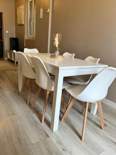 Létesítmények, Maison de ville - 8 couchages in St Pierre Le Moutier