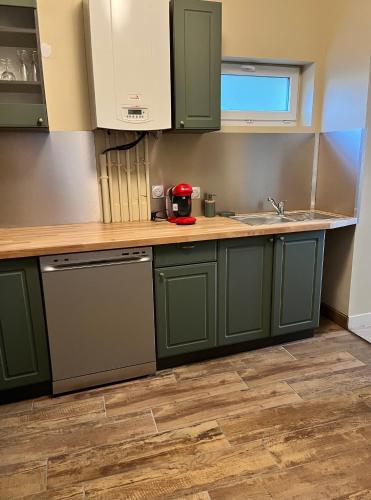 Maison de ville - 8 couchages in St Pierre Le Moutier