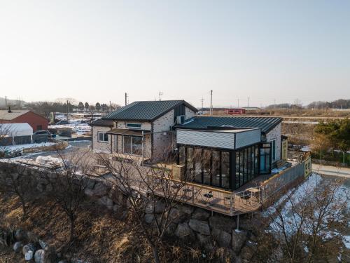 Yeoncheon Shineunsigan Pension in Baekhak-myeon