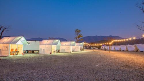 Gapyeong The Camp Caravan Glamping Gapyeong The Camp Caravan Glamping