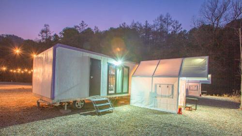 Gapyeong The Camp Caravan Glamping Gapyeong The Camp Caravan Glamping