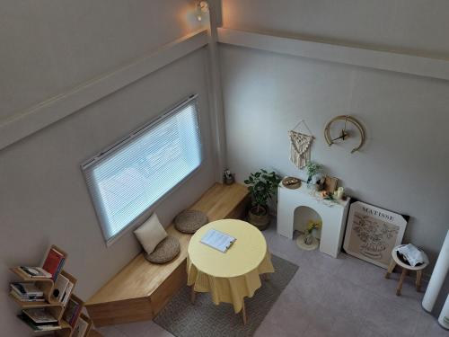 room detail thumbnail 0