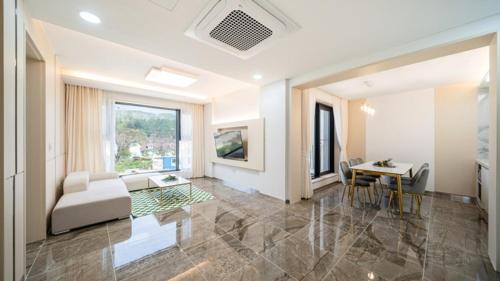Gapyeong Casabella Pool Villa in Buk-myeon