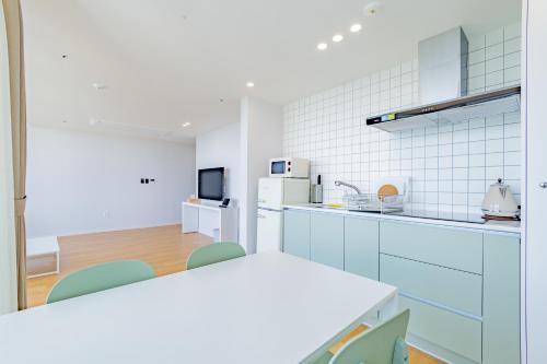 Geoje Hill Point Youth Hostel in Nambu-myeon