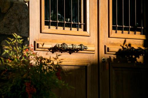Atrion Highland Hotel - image 8