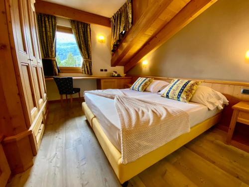 2 twin beds