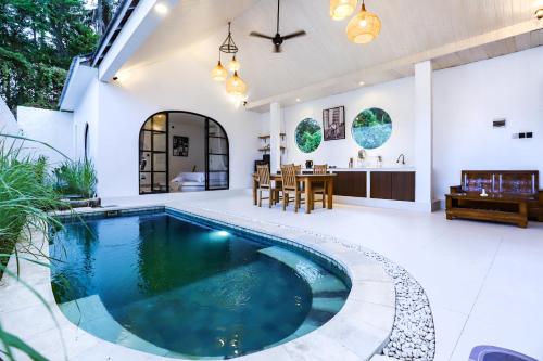 Villa The Artist - 2BDR with Prvt Pool in Ubud