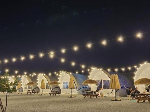 Jecheon J Glamping in แพ็กอุน-มย็อน