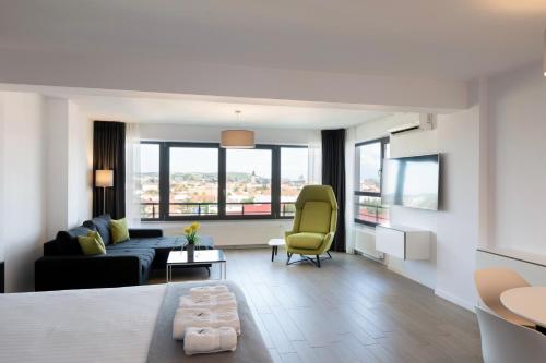 Lounge 8 Studios, Oradea (foto 7)