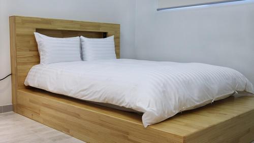 1 double bed