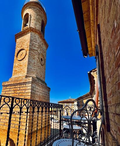  La torre tra terra e cielo in Petritoli