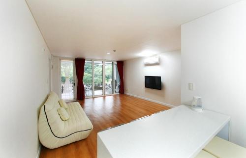 1 double bed
