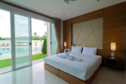 Tai-Pan Resort and Condominium near Silpakorn University Phetchaburi IT Campus