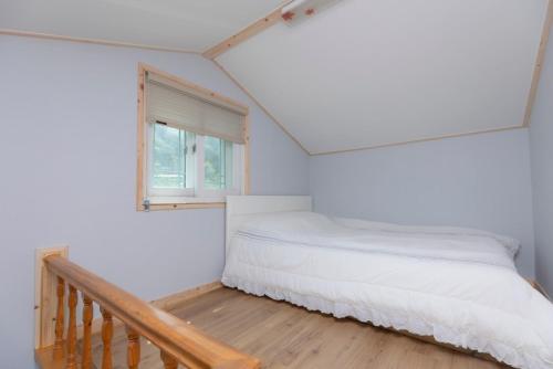 Sleeps 2