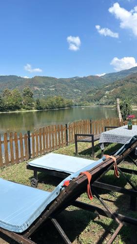 Vukova Brvnara, Drlače