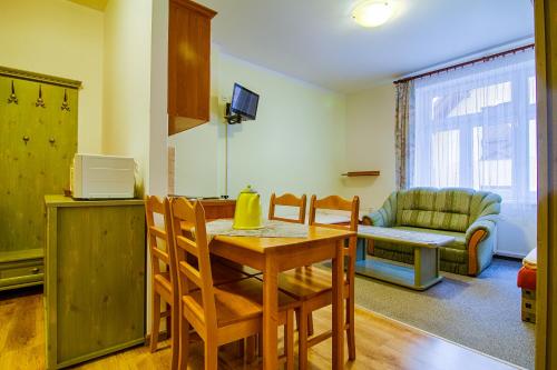 Apartmány Centrum with Garage - image 6