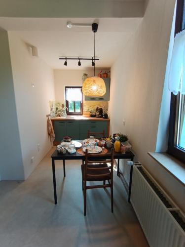 Kitchen, Minicamping und B&B Apartment Hintergarten in Kleinbartloff