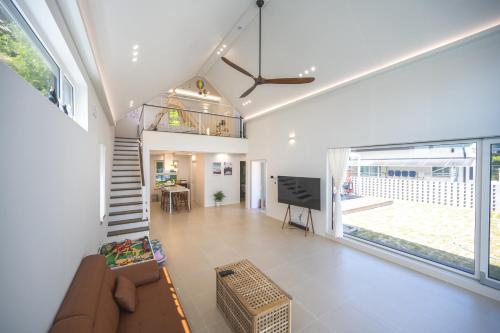 gyeongju memoareu kieokjangchi in Oedong-eup